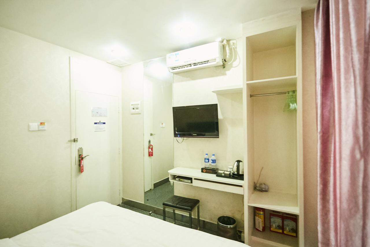 Xinghe Xinfeng Hotel Canton Esterno foto